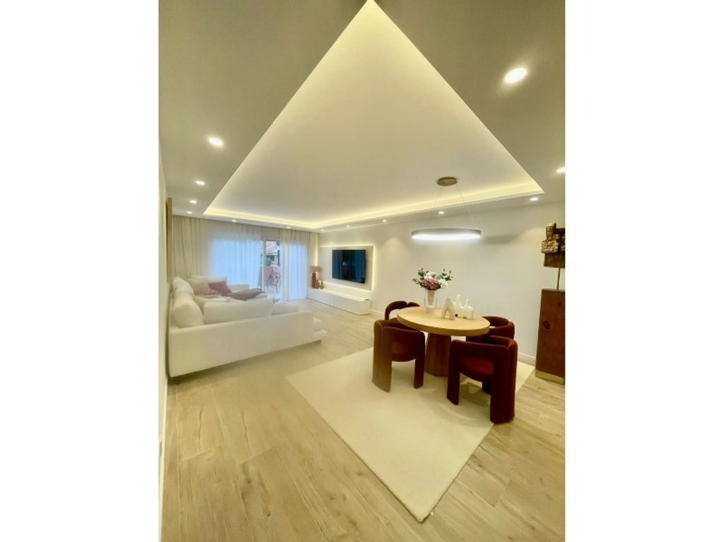 Luxury House for sale in Marbella, 1 500 000 €, Photo 3