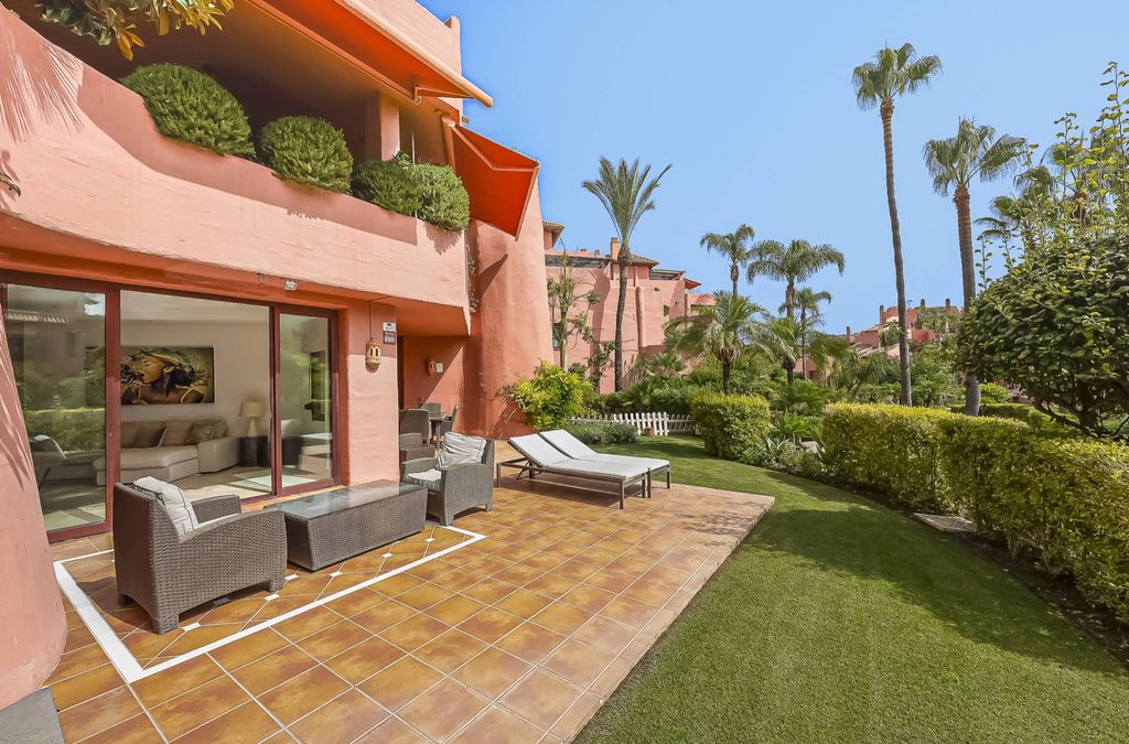 Appartement de luxe à vendre à Estepona, 895 000 €, Photo 2