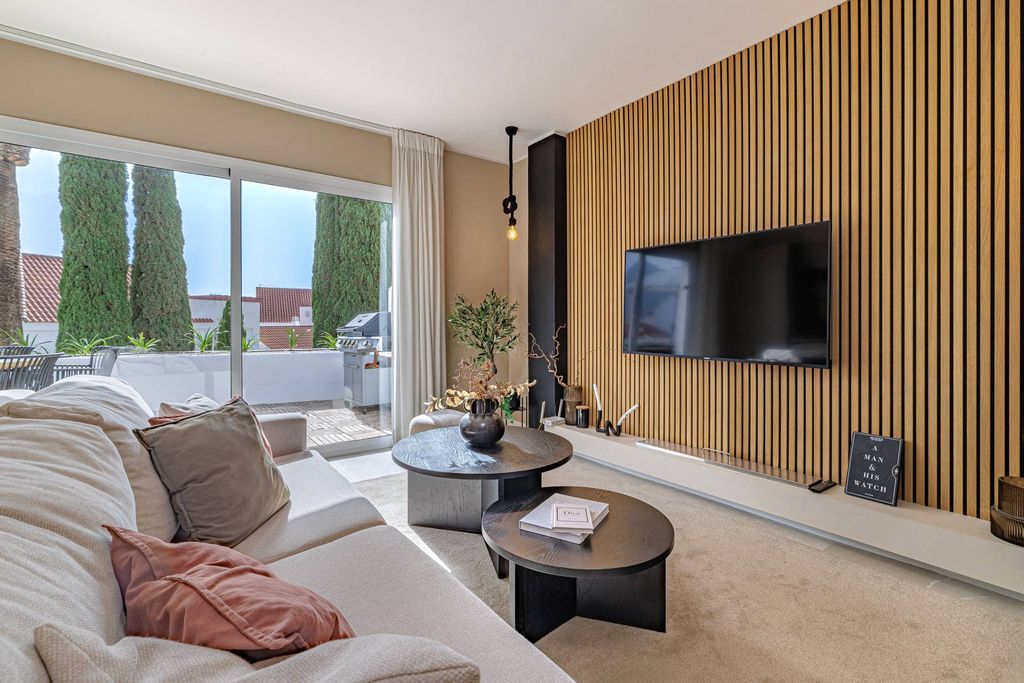 Appartement de luxe à vendre à Nueva Andalucia, 775 000 €, Photo 2