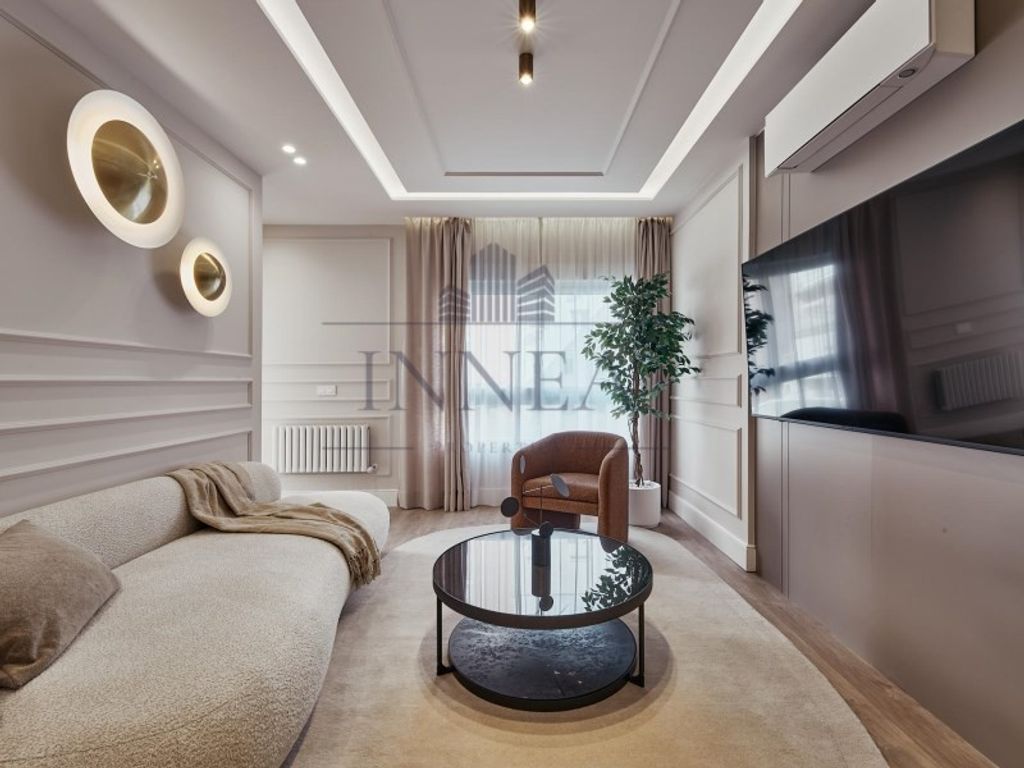 Luxury Apartment for sale in Madrid, 1 779 000 €, Photo 2