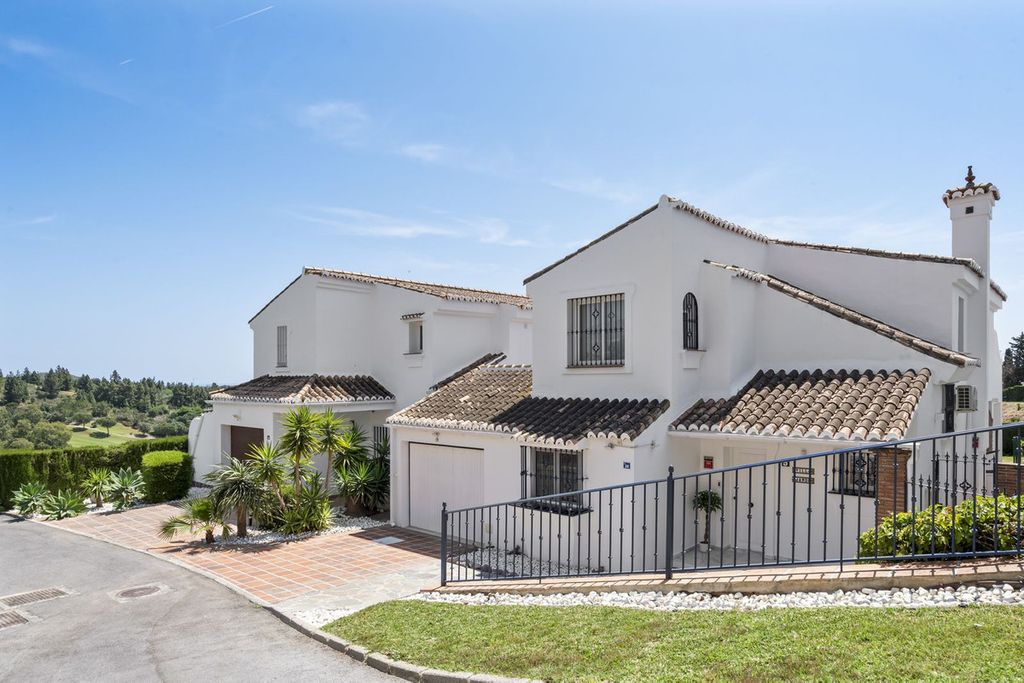 Luxury House for sale in El Chaparral, 875 000 €, Photo 3