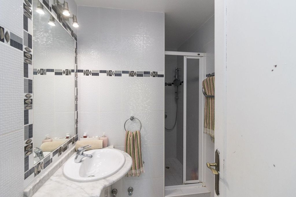 Maison de luxe à vendre à Marbella, 1 200 000 €, Photo 4