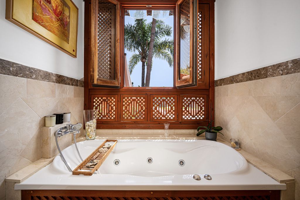 Maison de luxe à vendre à Marbella, 1 595 000 €, Photo 5
