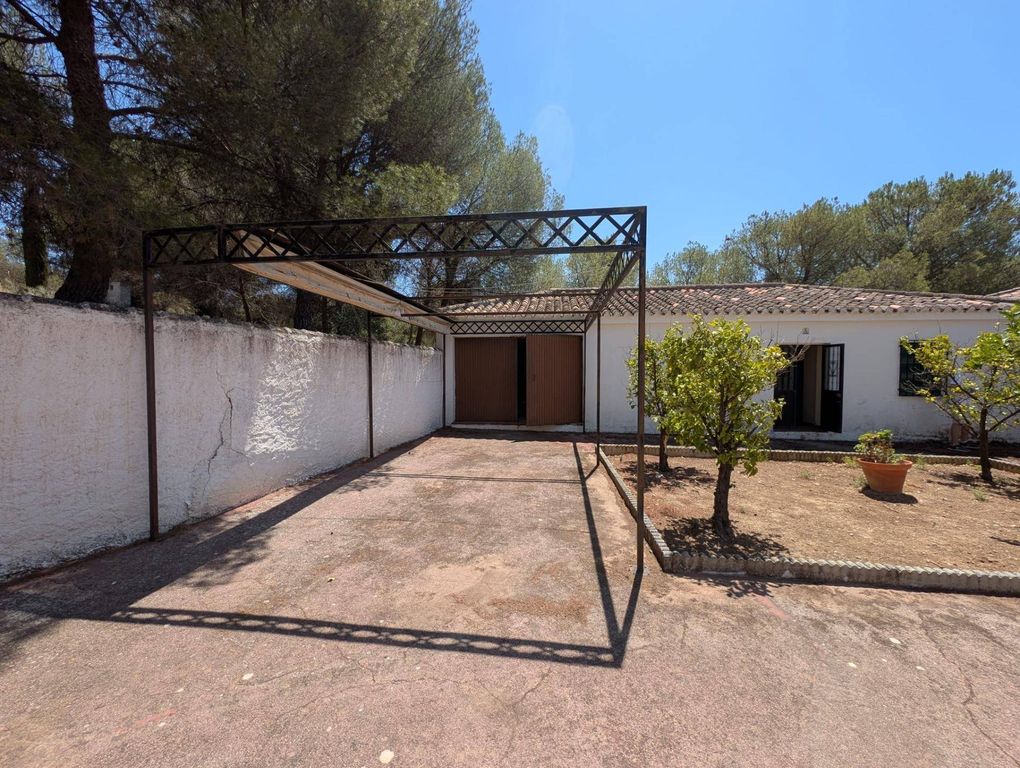Luxury House for sale in Loja, 1 600 000 €, Photo 5