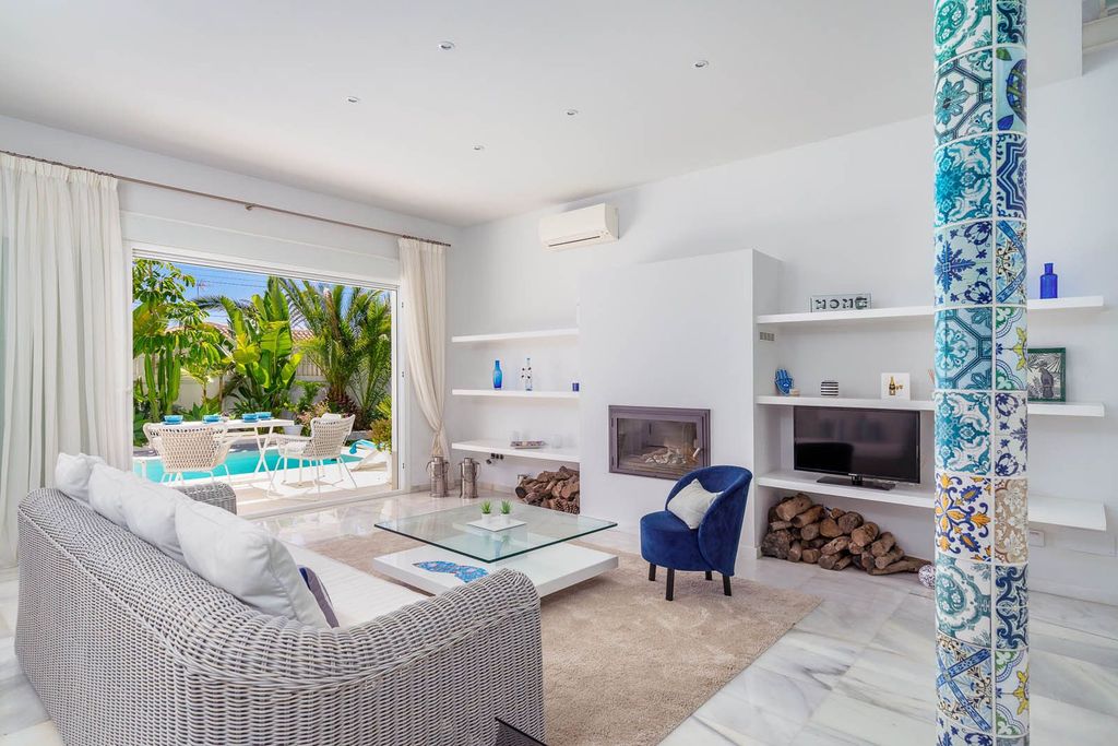 Luxury House for sale in Marbella, 1 990 000 €, Photo 6