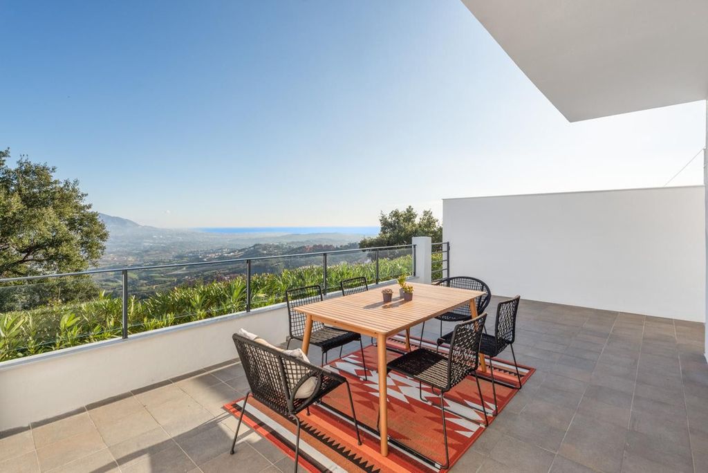 Luxury House for sale in Marbella, 595 000 €, Photo 6