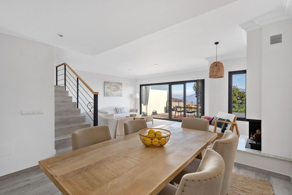 Luxury House for sale in Marbella, 595 000 €, Photo 7
