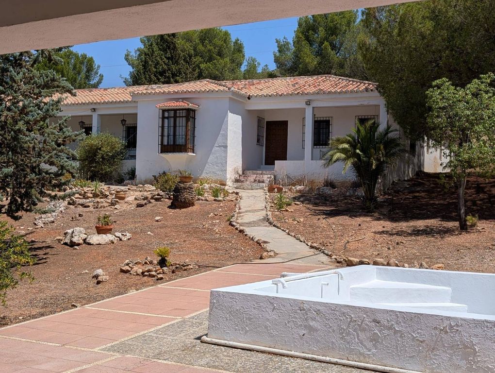 Luxury House for sale in Loja, 1 600 000 €, Photo 7