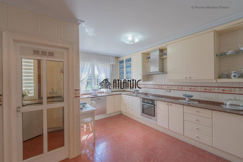 Maison de luxe à vendre à Vigo, 675 000 €, Photo 7