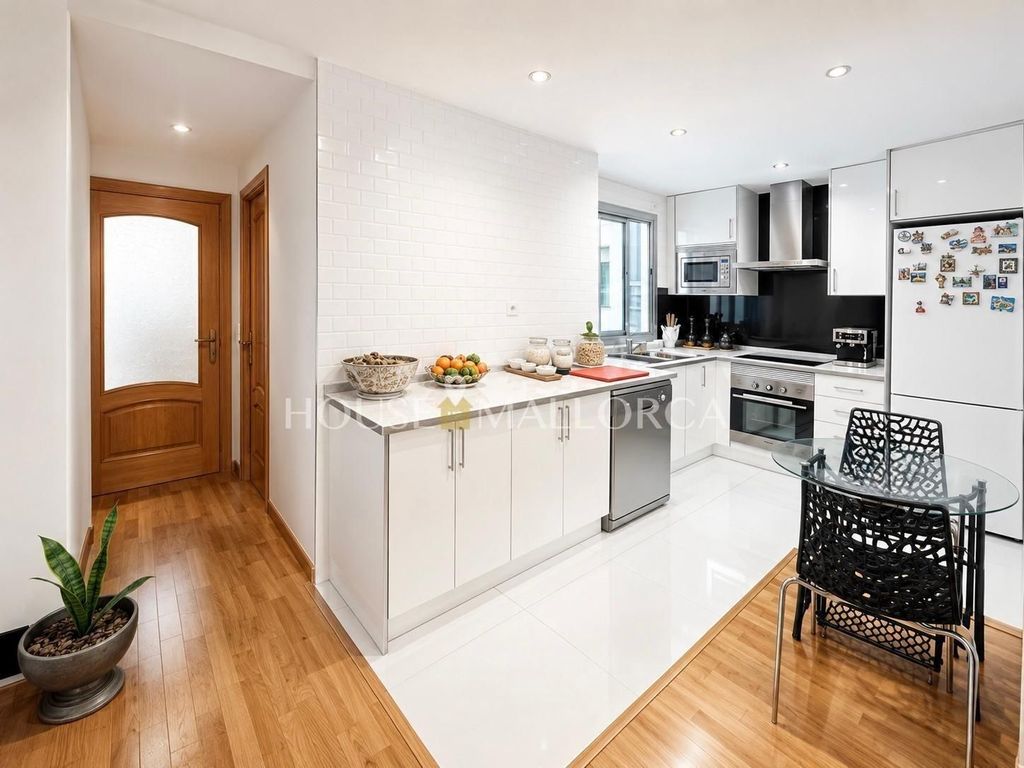 Luxury Apartment for sale in Palma, 445 000 €, Photo 3