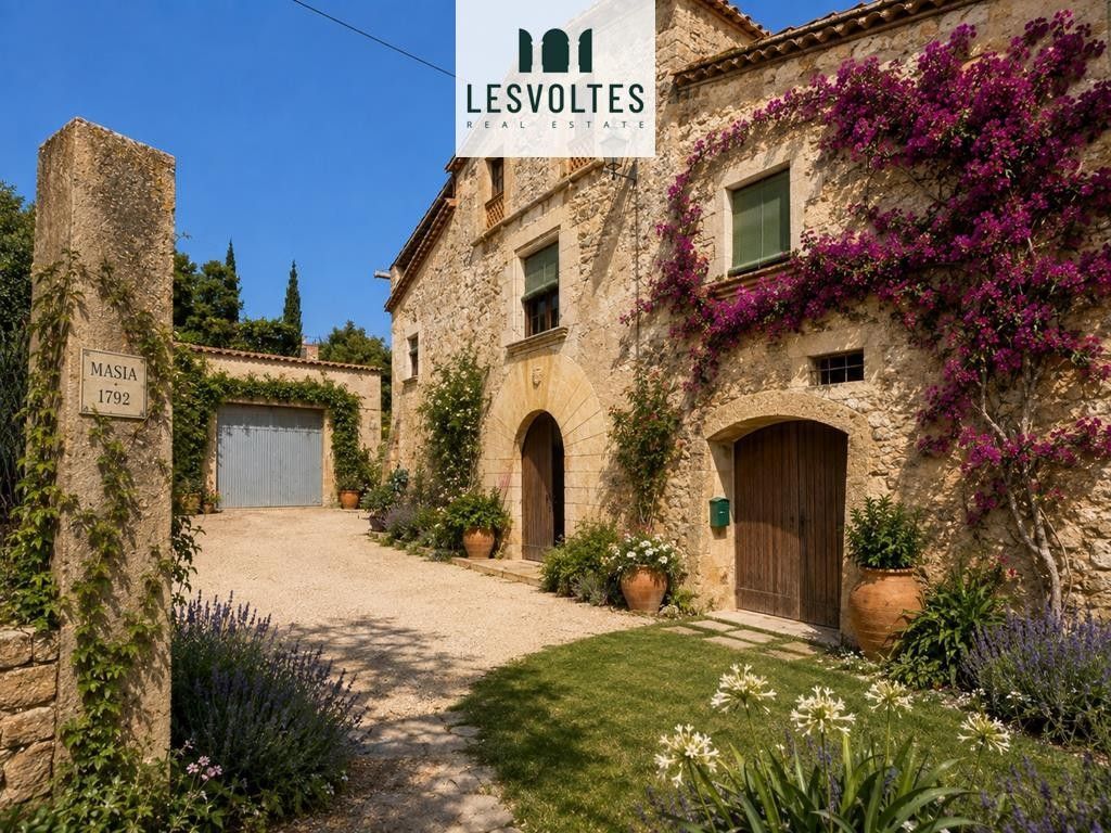 Luxury House for sale in La Bisbal d'Empordà, 1 200 000 €, Photo 3