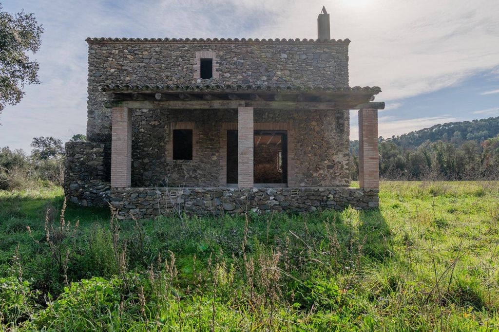 Luxury House for sale in Cruïlles, 850 000 €, Photo 4