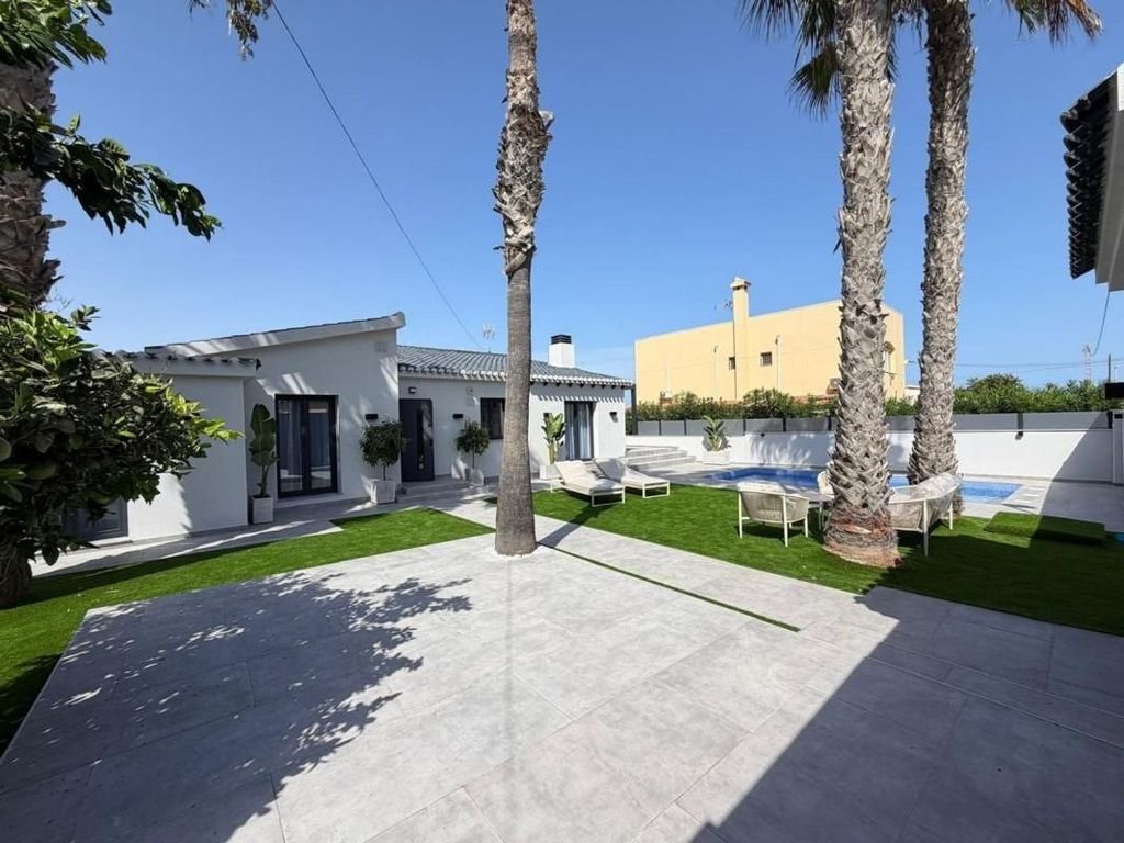 Maison de luxe à vendre à Torrevieja, 749 000 €, Photo 5