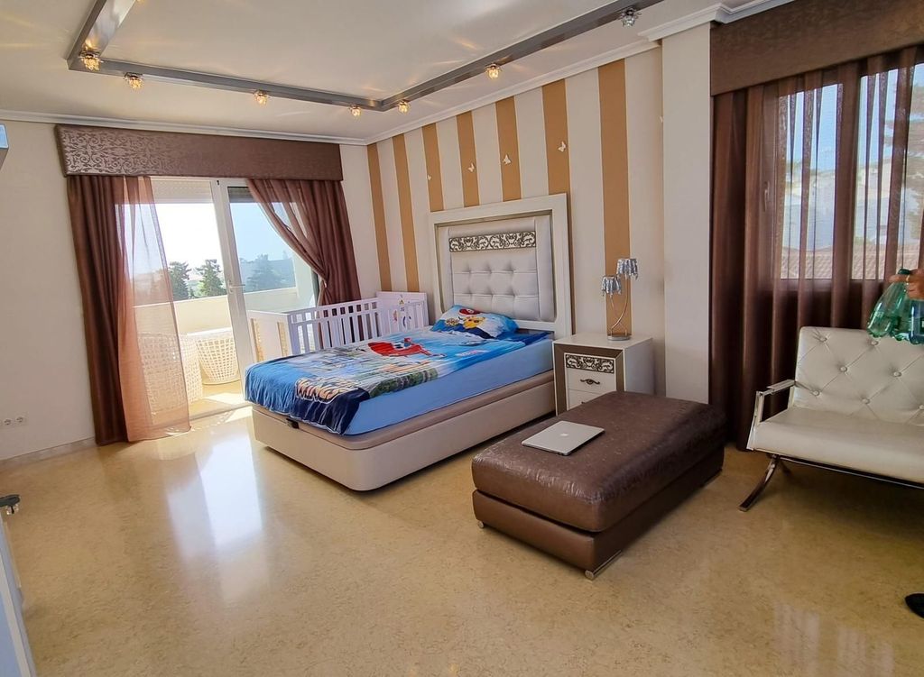 Maison de luxe à vendre à Torrevieja, 1 170 000 €, Photo 6