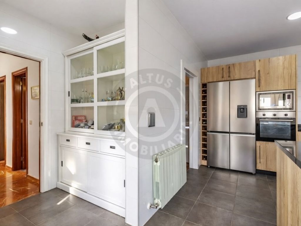 Luxury House for sale in Cáceres, 589 000 €, Photo 7