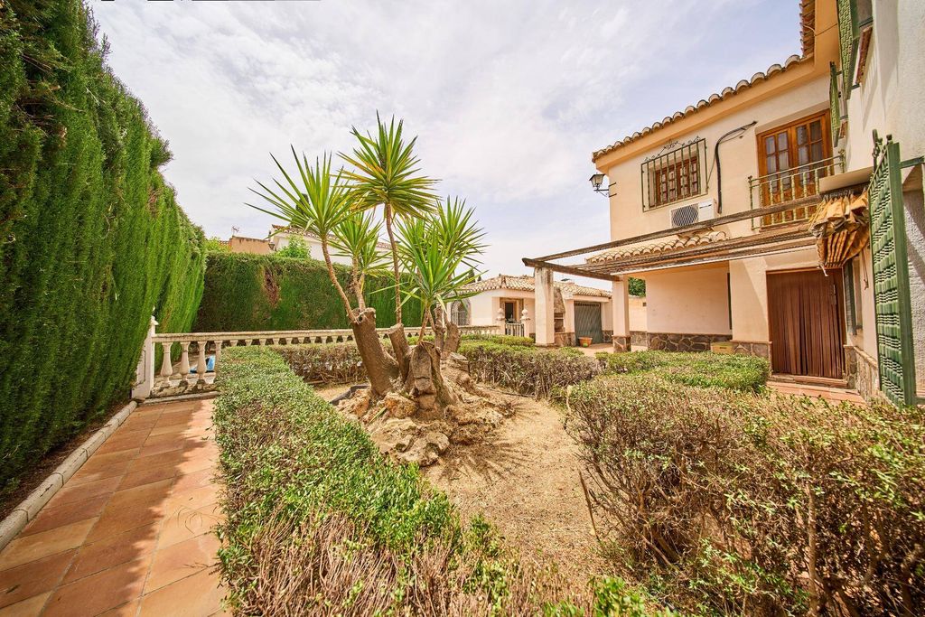 Maison de luxe à vendre à Ogíjares, 420 000 €, Photo 2