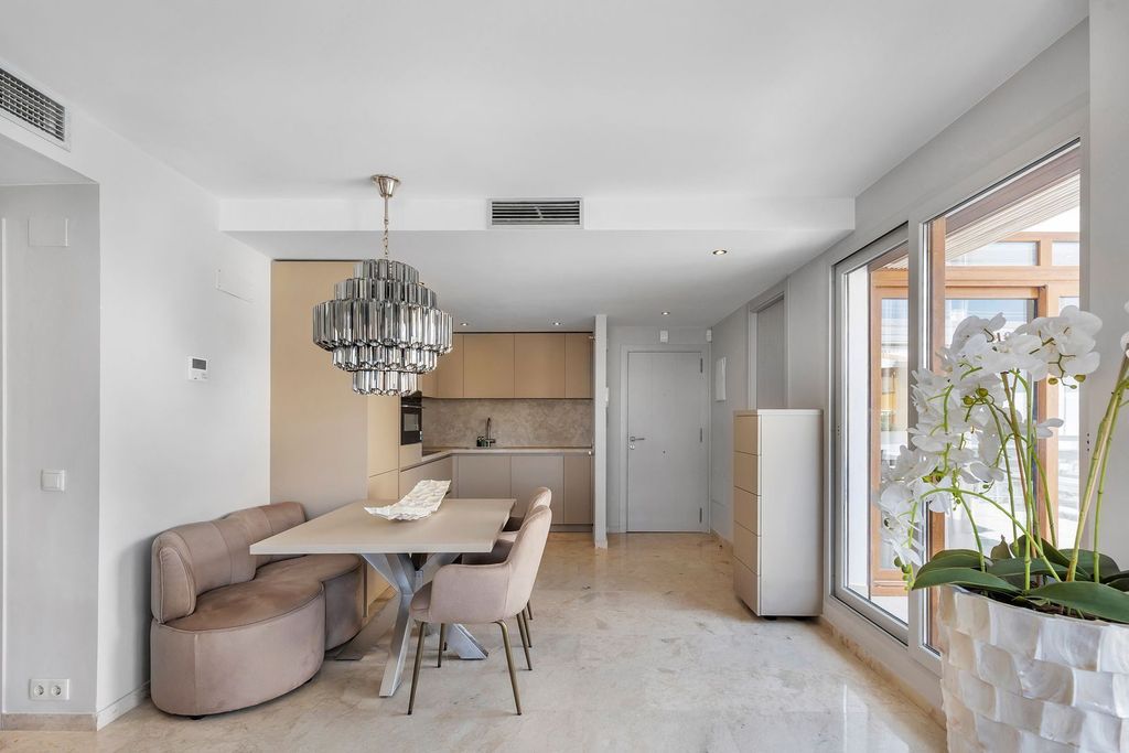 Appartement de luxe à vendre à Torrevieja, 449 000 €, Photo 2