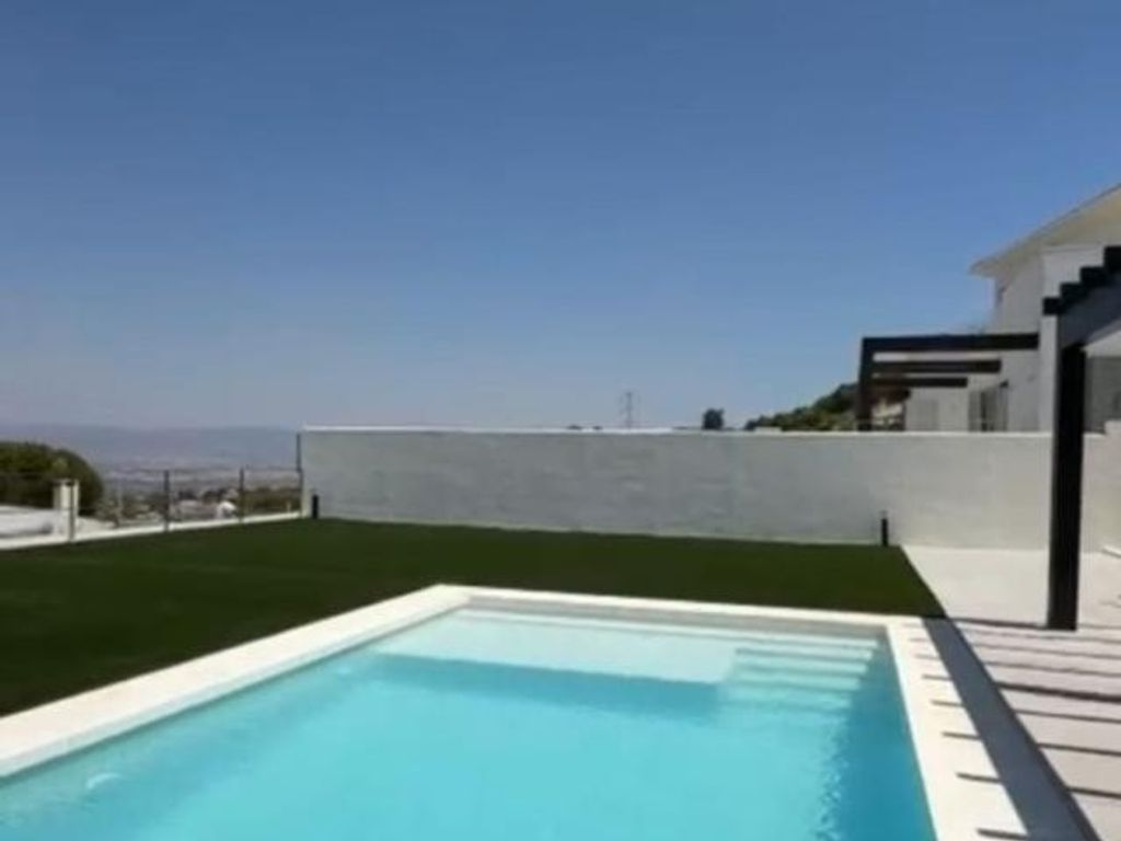 Maison de luxe à vendre à Alhaurín de La Torre, 890 000 €, Photo 3