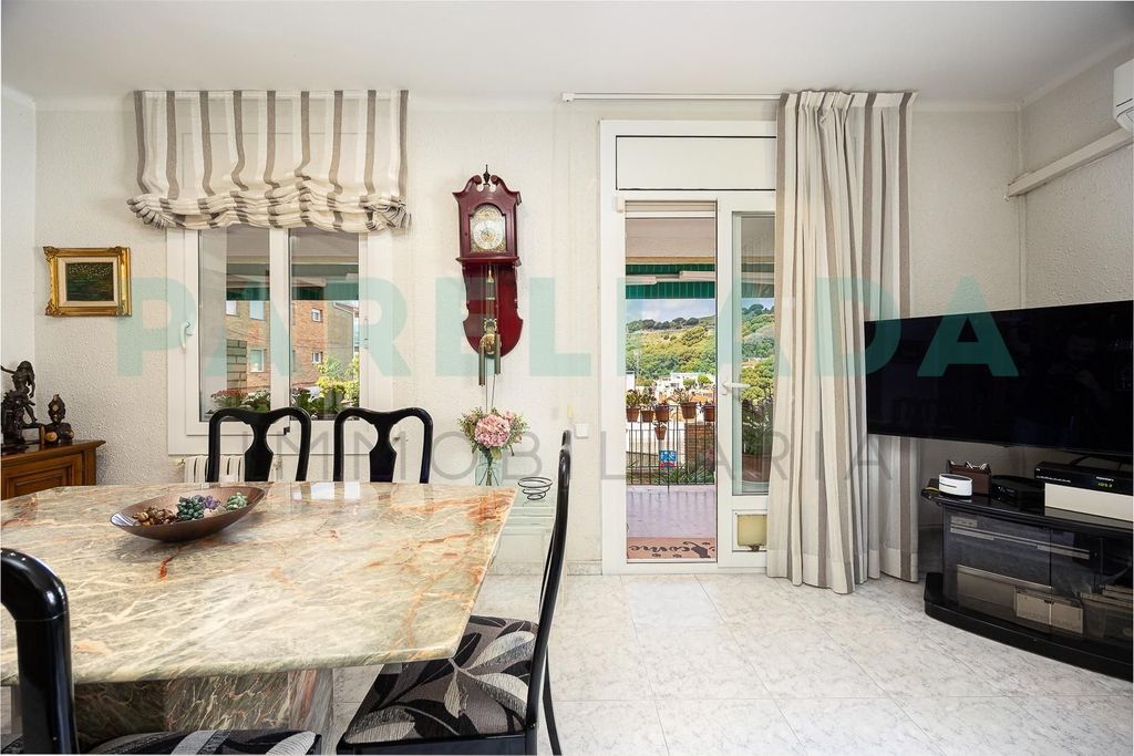 Luxury Apartment for sale in Tiana, 420 000 €, Photo 3