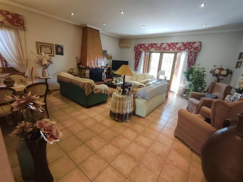 Maison de luxe à vendre à Daya Vieja, 849 999 €, Photo 4