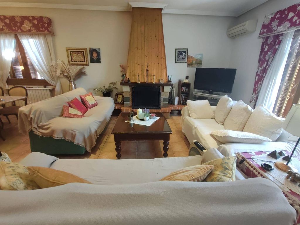 Maison de luxe à vendre à Daya Vieja, 849 999 €, Photo 6