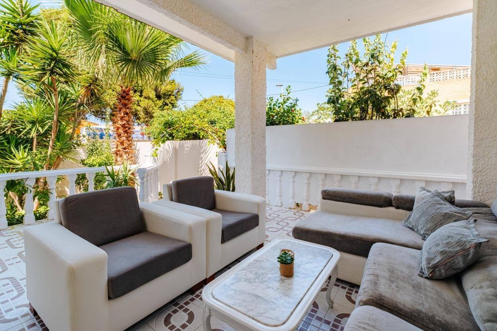 Maison de luxe à vendre à Torrevieja, 850 000 €, Photo 7