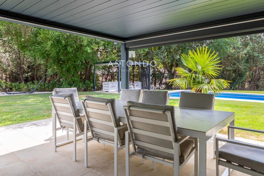 Maison de luxe à vendre à Algete, 1 720 000 €, Photo 2
