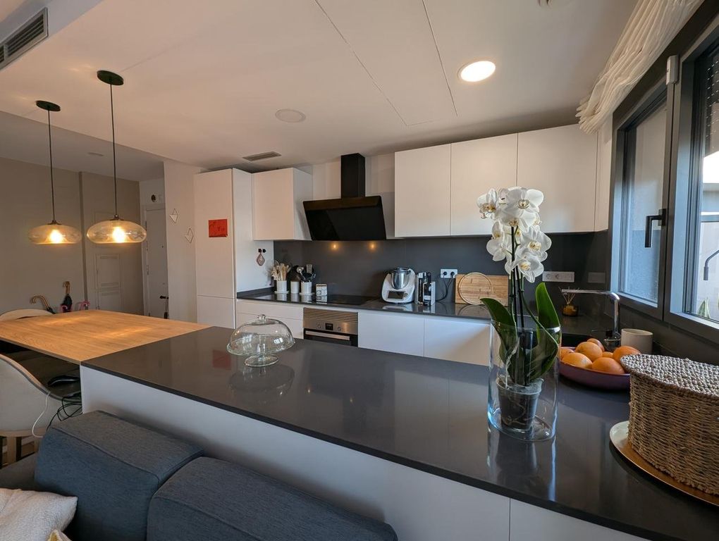 Appartement de luxe à vendre à Badalona, 580 000 €, Photo 4