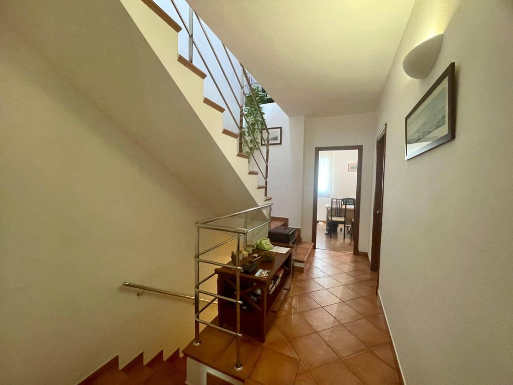 Luxury House for sale in Maó, 700 000 €, Photo 5