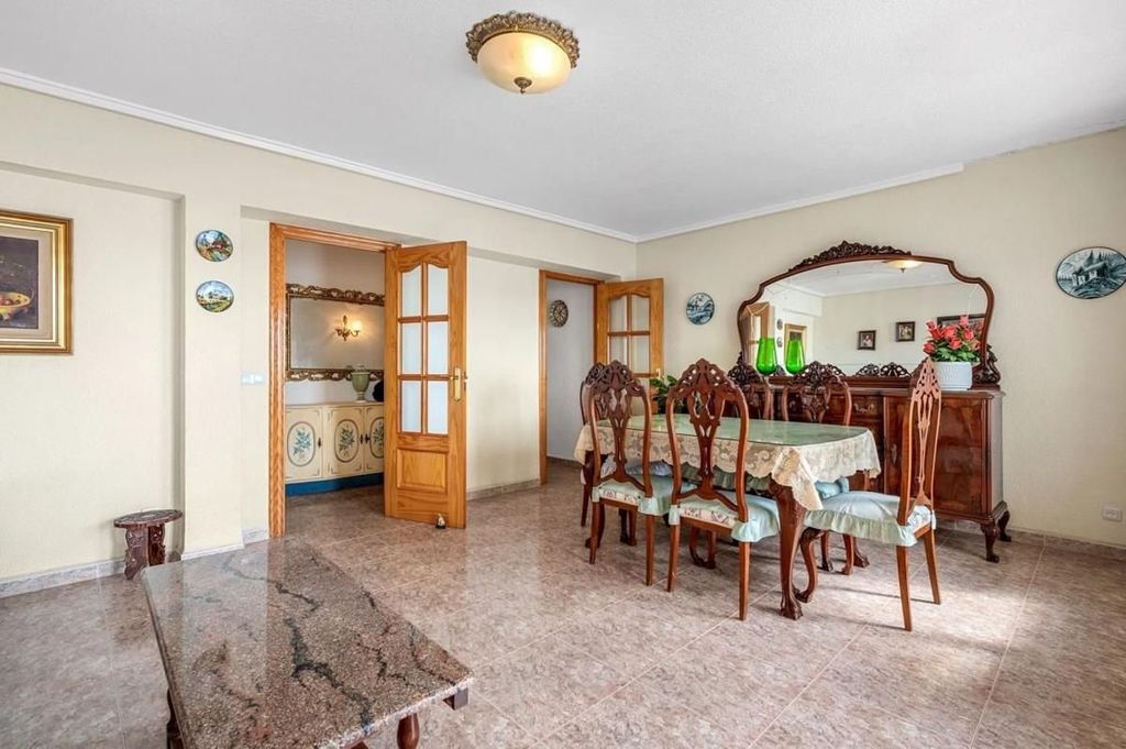 Appartement de luxe à vendre à Torrevieja, 475 000 €, Photo 1