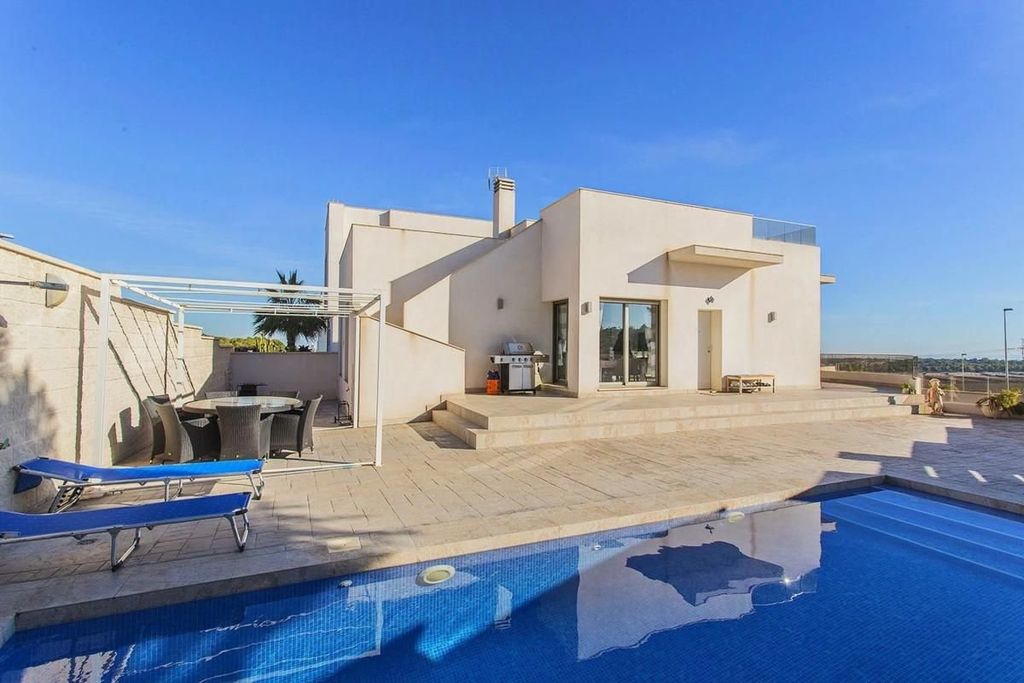 Maison de luxe à vendre à San Miguel de Salinas, 565 000 €, Photo 1