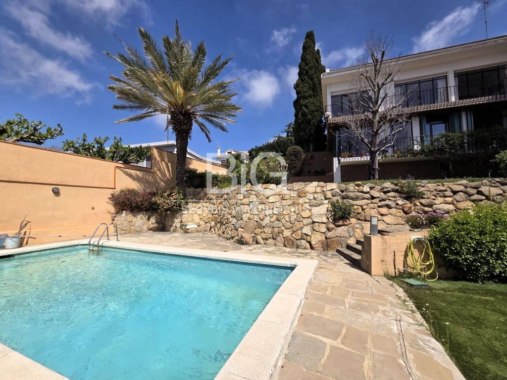 Maison de luxe à vendre à Mataró, 980 000 €, Photo 1