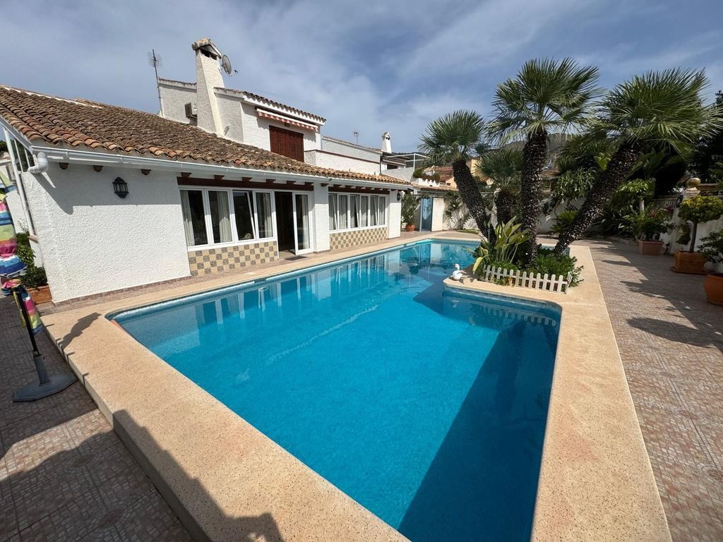Maison de luxe à vendre à Benidorm, 745 000 €, Photo 1