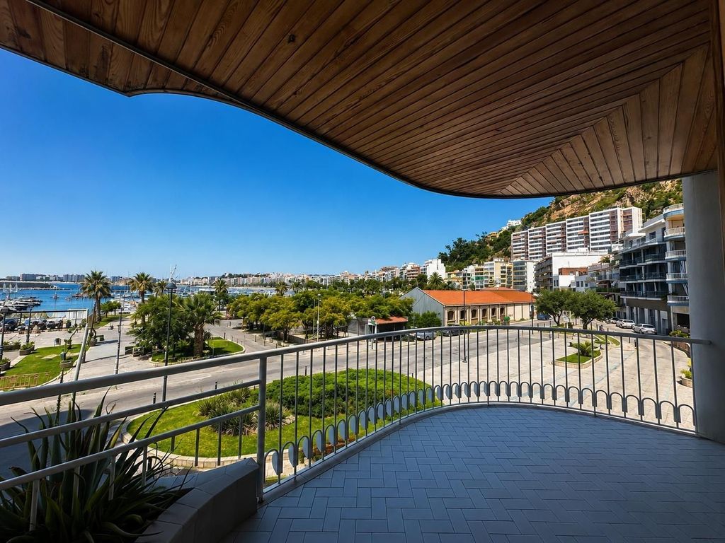 Appartement de luxe à vendre à Blanes, 630 000 €, Photo 1