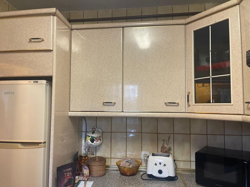 Maison de luxe à vendre à Madrid, 780 000 €, Photo 1