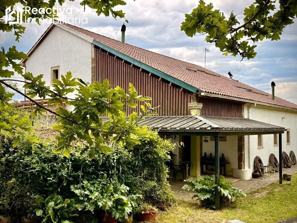 Maison de luxe à vendre à Vedra, 689 000 €, Photo 1