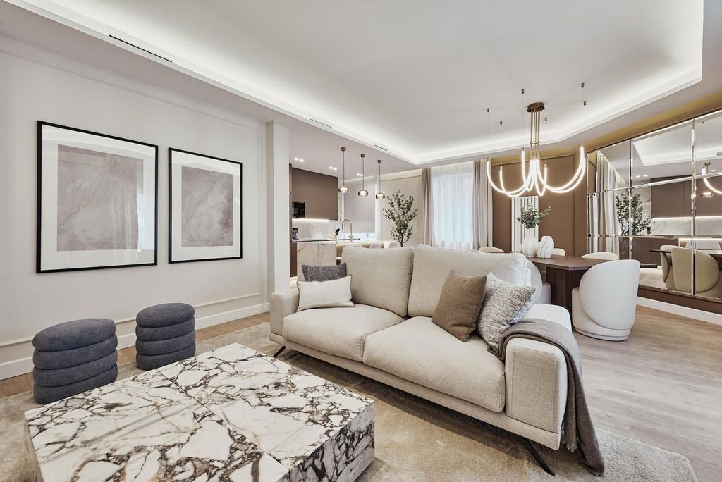Luxury Apartment for sale in Madrid, 1 609 000 €, Photo 1