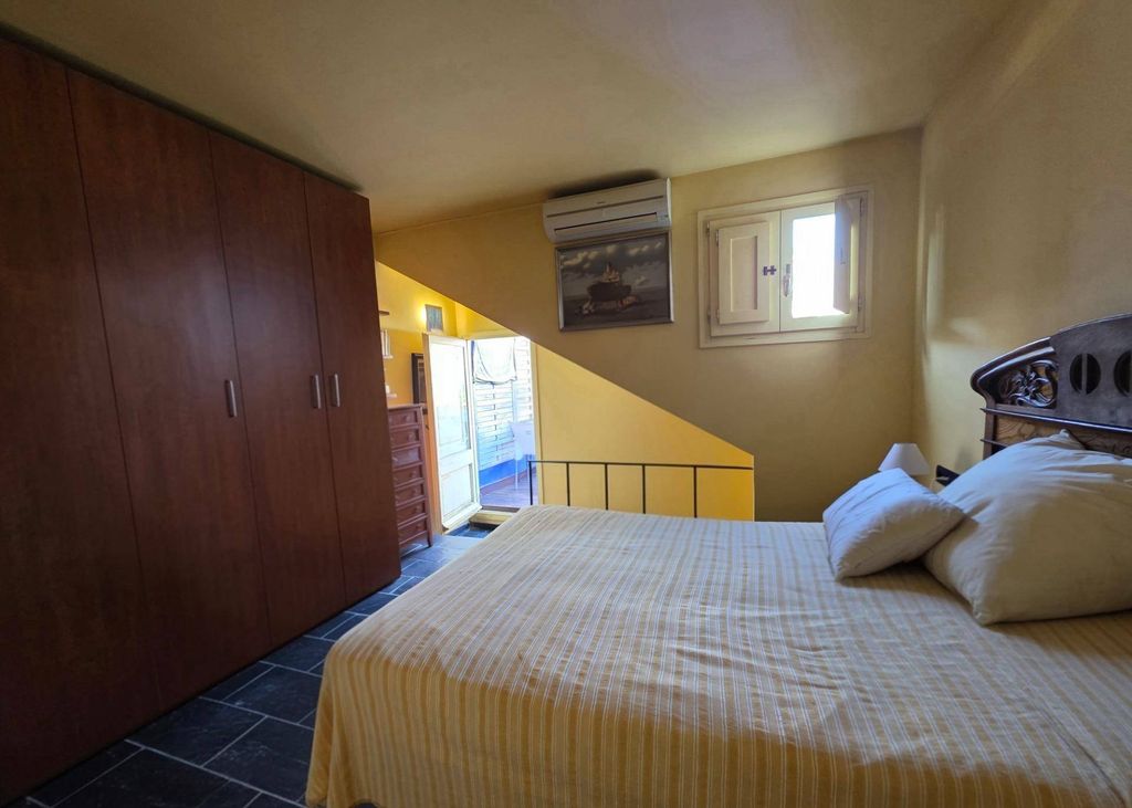 Maison de luxe à vendre à Sitges, 995 000 €, Photo 1