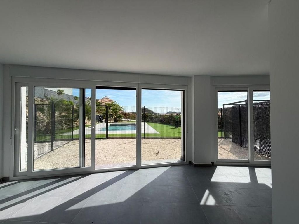 Appartement de luxe à vendre à Villajoyosa, 523 000 €, Photo 2