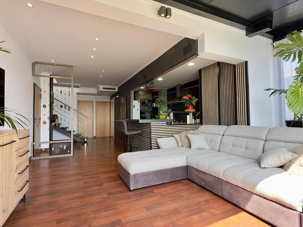 Luxury Apartment for sale in Villajoyosa, 465 000 €, Photo 2
