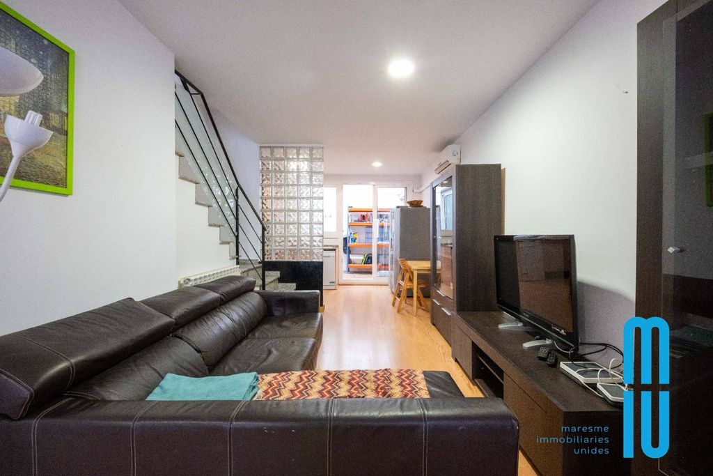 Luxury House for sale in Badalona, 579 000 €, Photo 4