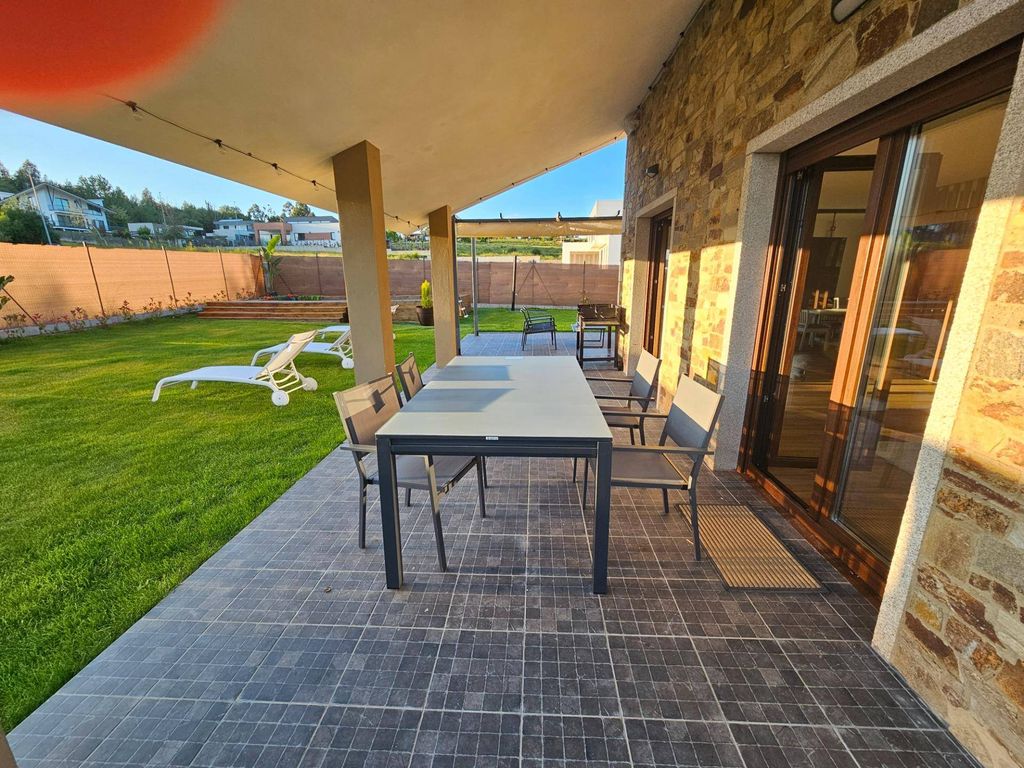 Luxury House for sale in Miño, 869 000 €, Photo 4