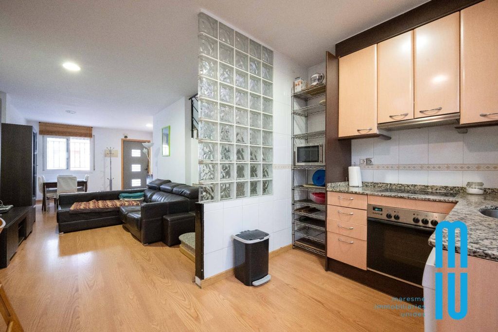 Luxury House for sale in Badalona, 579 000 €, Photo 6