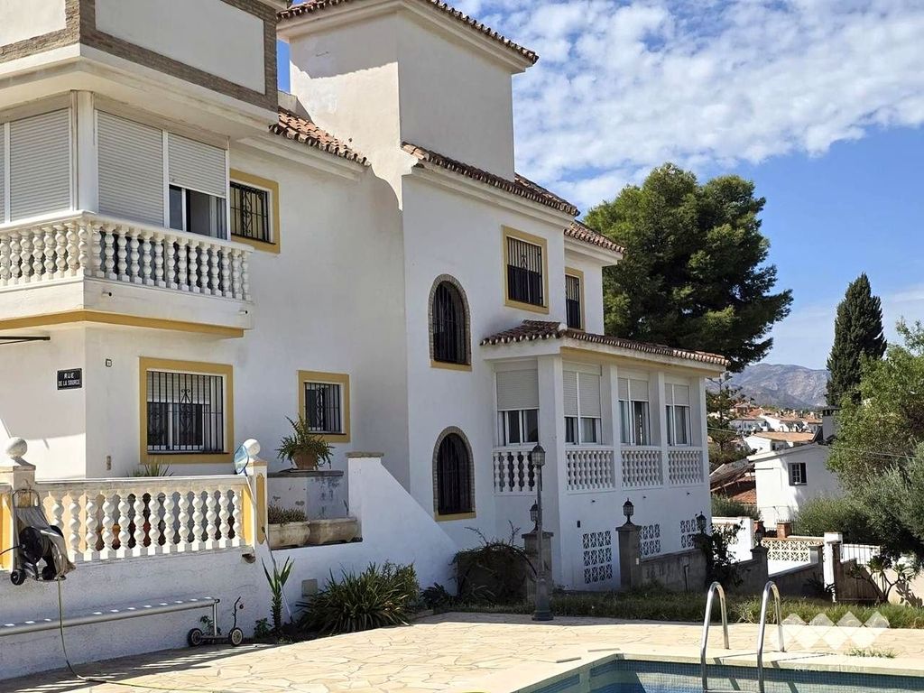 Maison de luxe à vendre à Alhaurín de La Torre, 889 000 €, Photo 2