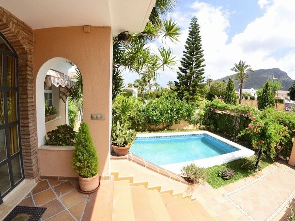 Maison de luxe à vendre à Alhaurín de La Torre, 890 000 €, Photo 2