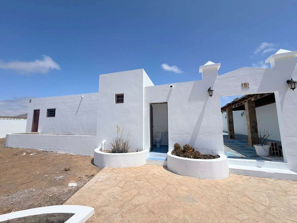 Maison de luxe à vendre à Güime, 499 000 €, Photo 2