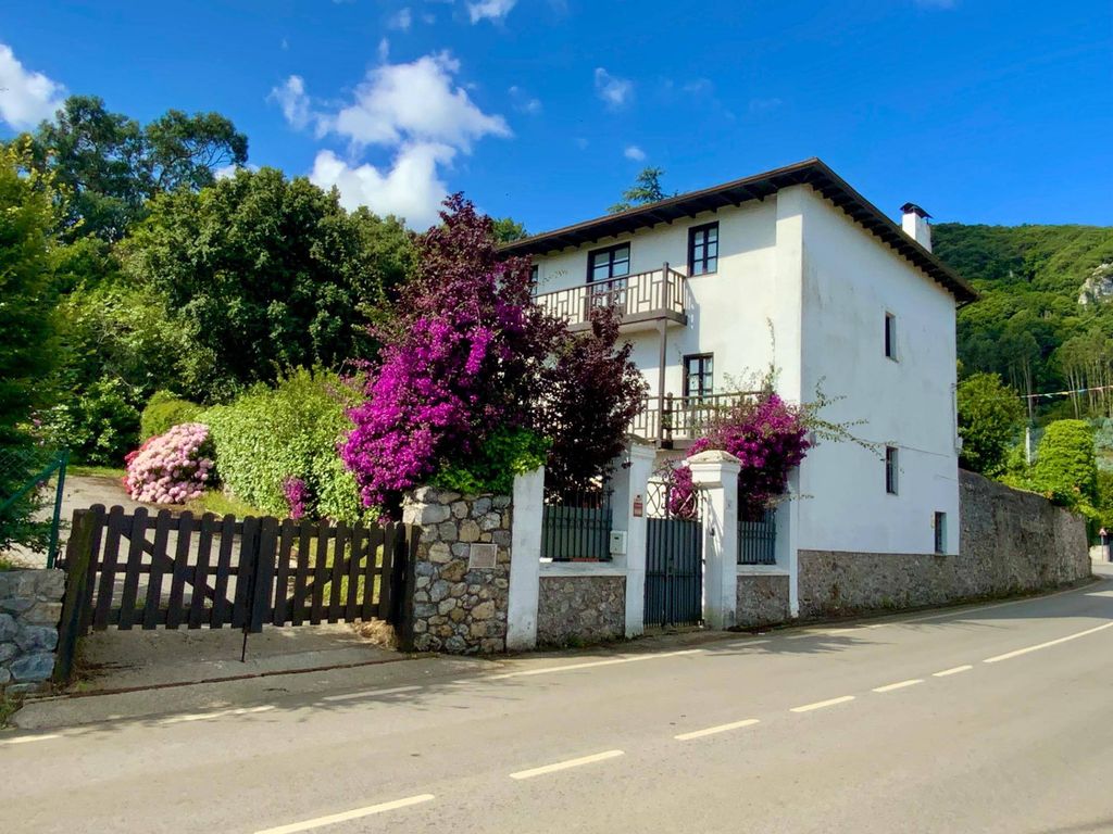 Maison de luxe à vendre à Isla, 995 000 €, Photo 2