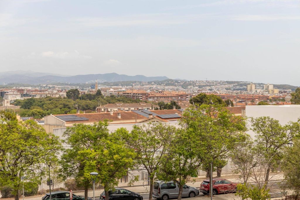 Maison de luxe à vendre à Vilanova I la Geltrú, 480 000 €, Photo 3
