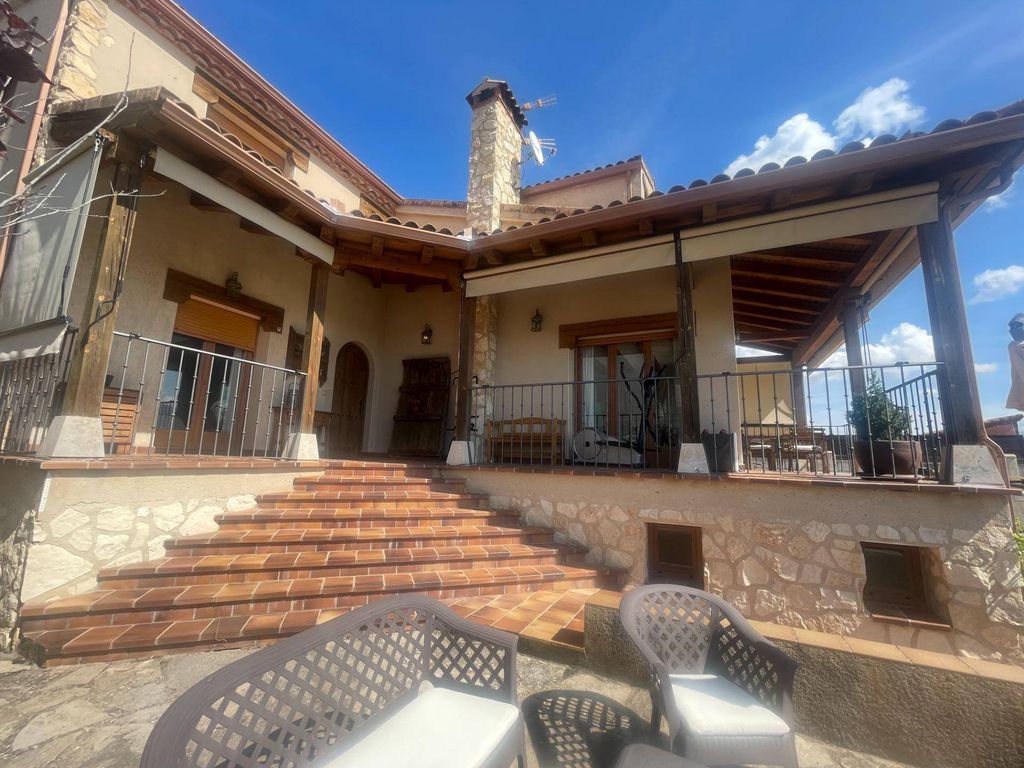 Maison de luxe à vendre à La Lastrilla, 777 000 €, Photo 4