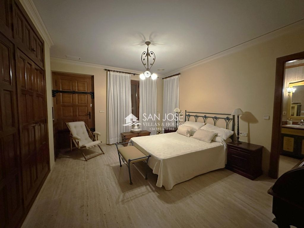 Luxury House for sale in Novelda, 1 300 000 €, Photo 4